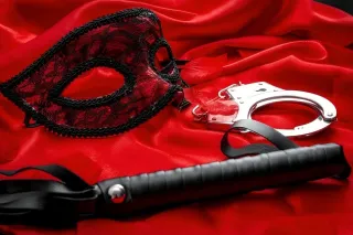 Luxurious Mistress Valentyna Mature and Dominant visiting🚻⚧️ AVAILABLE 🛃🔥 - Image 7