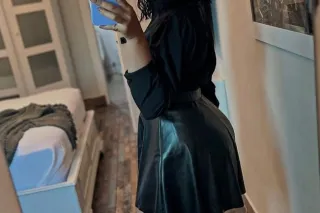 Hey love Would you like to spe... - Image 2