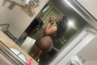 Come see bout me 💋💦 incalls/ outcalls all night🩷 - Image 6