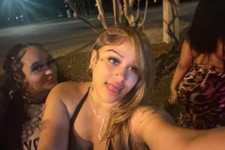 yellow fine shyt💛-ASK ABOUT TWO GIRL SPECIAL - Image 6