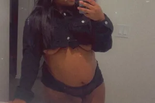 Thick Chocolate Big Booty 🍫😍 -... - Image 3