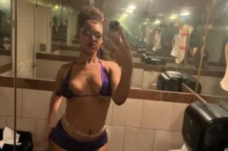 outcall or carplay! - 21 - Image 1