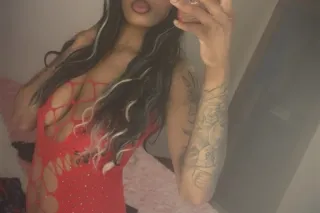 Hot Sexy portugese princess 💦💋... - Image 1