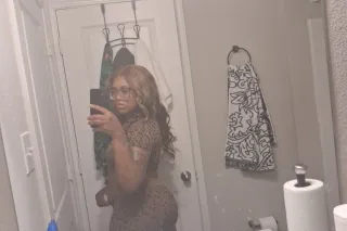 $new intown SEXY WET GOT EBONY... - Image 1