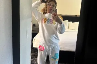 Lightskinnn fun and wet 5-5 is my hours after that don't text or call me 🥰 - Image 8