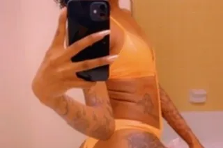 sexy petite baddie new to town... - Image 1