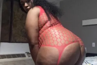 New here 🧚🏽♀Come see about tro... - Image 1