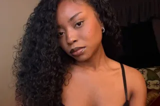 Sweet, flirty, and a little dangerous - Image 5