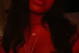 Sweet, flirty, and a little dangerous - Image 6