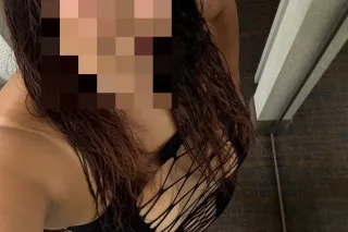 Once You're Done With My Thighs And BreastsI Still Have A Box For You To Put Your Bone In - Image 4