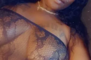 Thick islander🏝 come dive in m... - Image 3