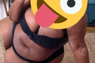 Stacked BIg booty Freak👅Wet th... - Image 3