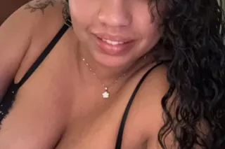 Sexy Exotic Mami - Image 7