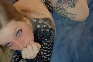 💦Blonde Treat💦 😈💋German Brat💋 - Image 7