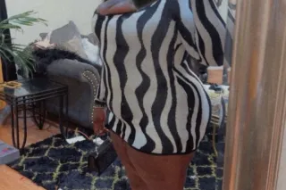 SELLING PUSSY CUZ IM GROWN AND... - Image 1