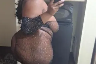 🚙💨 ➡ 💢 SNEAK 💥 ➡ 🤫AWAY🏃 ⬅ C👅M 🍭 😉 ⬅ PLAY 🃏🎲 WITH ME - Image 2