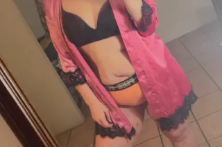 lets relax❤‍🔥 or get freaky🫣 - Image 6