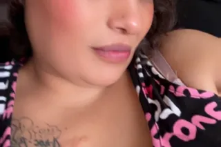 New in town lets play - Image 2