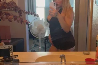 Back in LA Babes☀Latina Squirter💦Emerald Gaze💚Enchanting Vibe When Connecting With Me✨ - Image 6