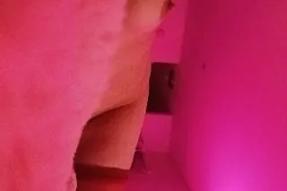 ❤️❤️❤️loving touch and a body ... - Image 2