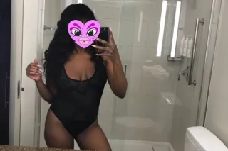 NAOMI GODDE$$ - Image 6