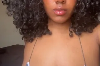 Come Make Her Cream Daddy 🍆💦🌸.... - Image 3