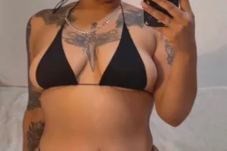 Sexy Red Headed Latina (RETIRI... - Image 4