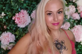 PSA this ad is coming down so if you're interested get my number too much creep shit going on, also too much rude financially challenged people, I'm out for a while maybe forever - Image 8