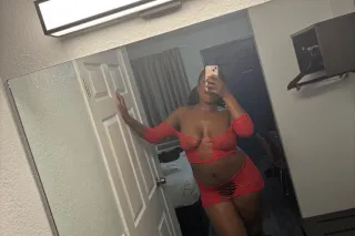 READY TO HAVE FUN AND BLOW YOU... - Image 2