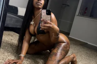 NEW BADDIE IN TOWN ⭐ SEXY AND ... - Image 3