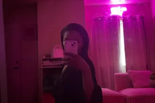 pretti lil mamiii 💋 qv special... - Image 1