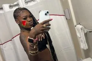 WET 💦 &' TIGHT ✨🧚🏾 FuN GIrl 💋♀... - Image 1