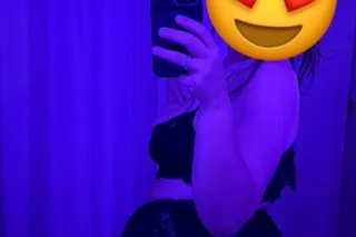 Thick latina back in town visi... - Image 1