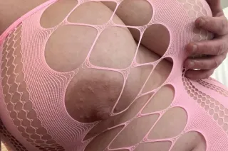 Sexy & Thick irish ☘ snow bunn... - Image 1