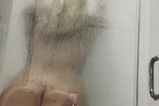 💕 your new favorite distractio... - Image 3