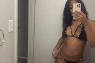 juicy petite ebony - 21 - Image 2