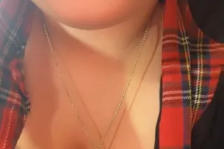 ✨ Fun-Size, Thick & Tempting B... - Image 3