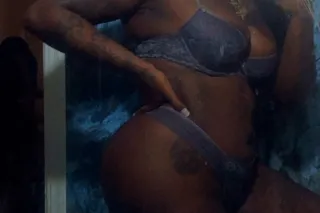 Can You Swim ❓💦 Incall only Ba... - Image 4