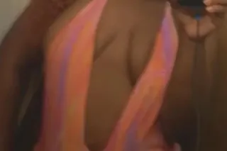 NEW IN TOWN ❤😩 - 23 - Image 2