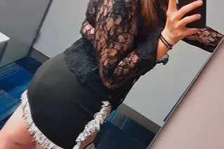 💋💋🤪 MAGIC MONDAY SPECIALS , ON... - Image 4