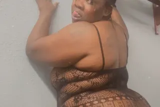 PINK PUSSY 😩CHOCOLATE ASS 🥴💕 - Image 6