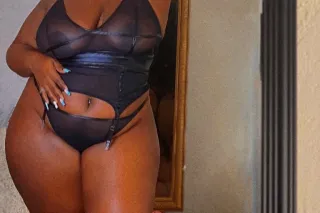 FRIDAY NIGHT SPECIAL 💦💦💦 - 24 - Image 1