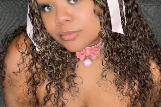 🌸🐝🩷 Blasian Barbie doll - Image 7