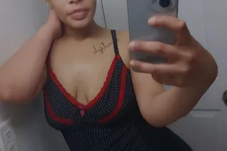 WHEN SHE NICE AND SHAVED 😻😈💦 Its Toss Me around Thursday 100 qvs 👀😏💦 HMU BIG Daddy ‼‼ NO GLOVE NO LOVE 🚫🚫 WHEN SHE NICE AND SHAVED 💦😈😻 - Image 6