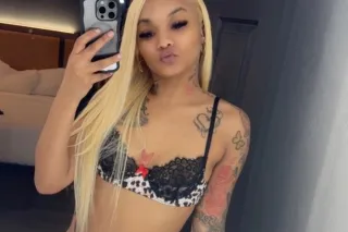 OUTCALLS CARPLAY Cali babe ✨ i... - Image 3