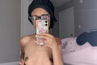 Visiting Young Sexy Ebony Frea... - Image 3