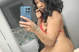 Busty Pink Pussy - Image 11