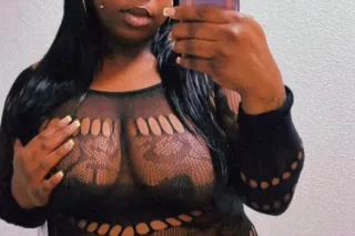 I GOT THE BEST 😻 AROUND 🤞🏾 - Image 5