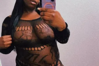 I GOT THE BEST 😻 AROUND 🤞🏾 - 2... - Image 1