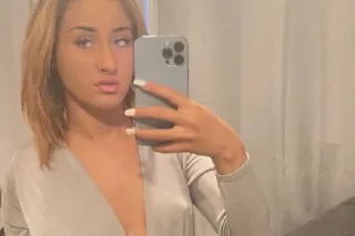 Young 2girls special👯Low Rate ... - Image 1